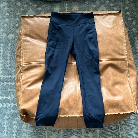 Lululemon All The Right Places Crop 23” - Picture 4 of 6